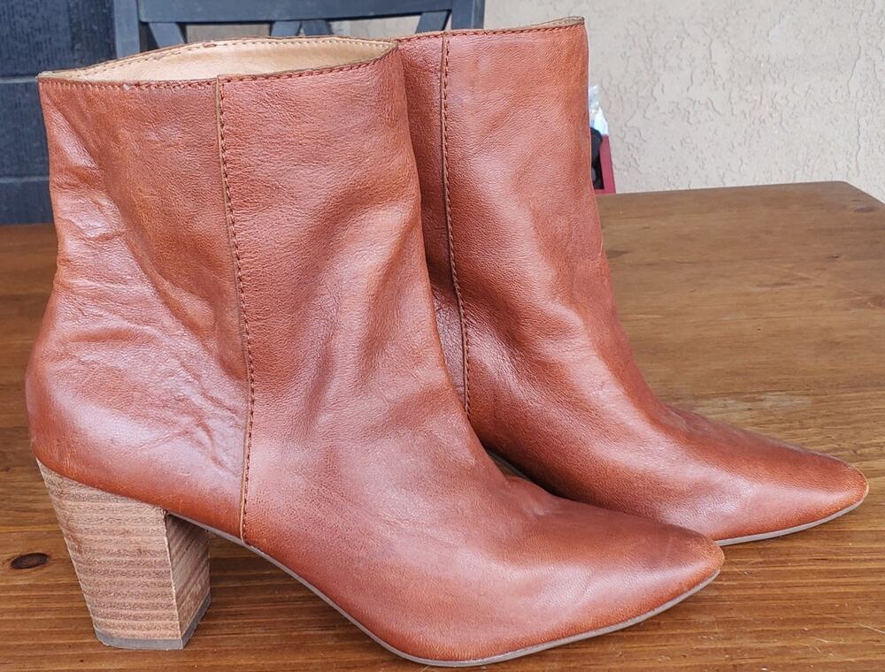 Lucky Brand Yubal Leather Ankle Bootie Women's Size 7.5 Color Whiskey Cameron
